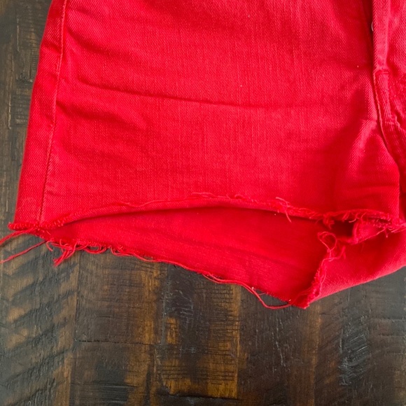 H&M Red Shorts - Picture 4 of 10